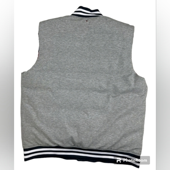 Tommy Hilfiger Men's Russet Quilted Reversible Vest Size XS - Picture 8 of 8